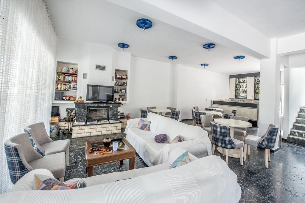 Hotel Dellis 3*