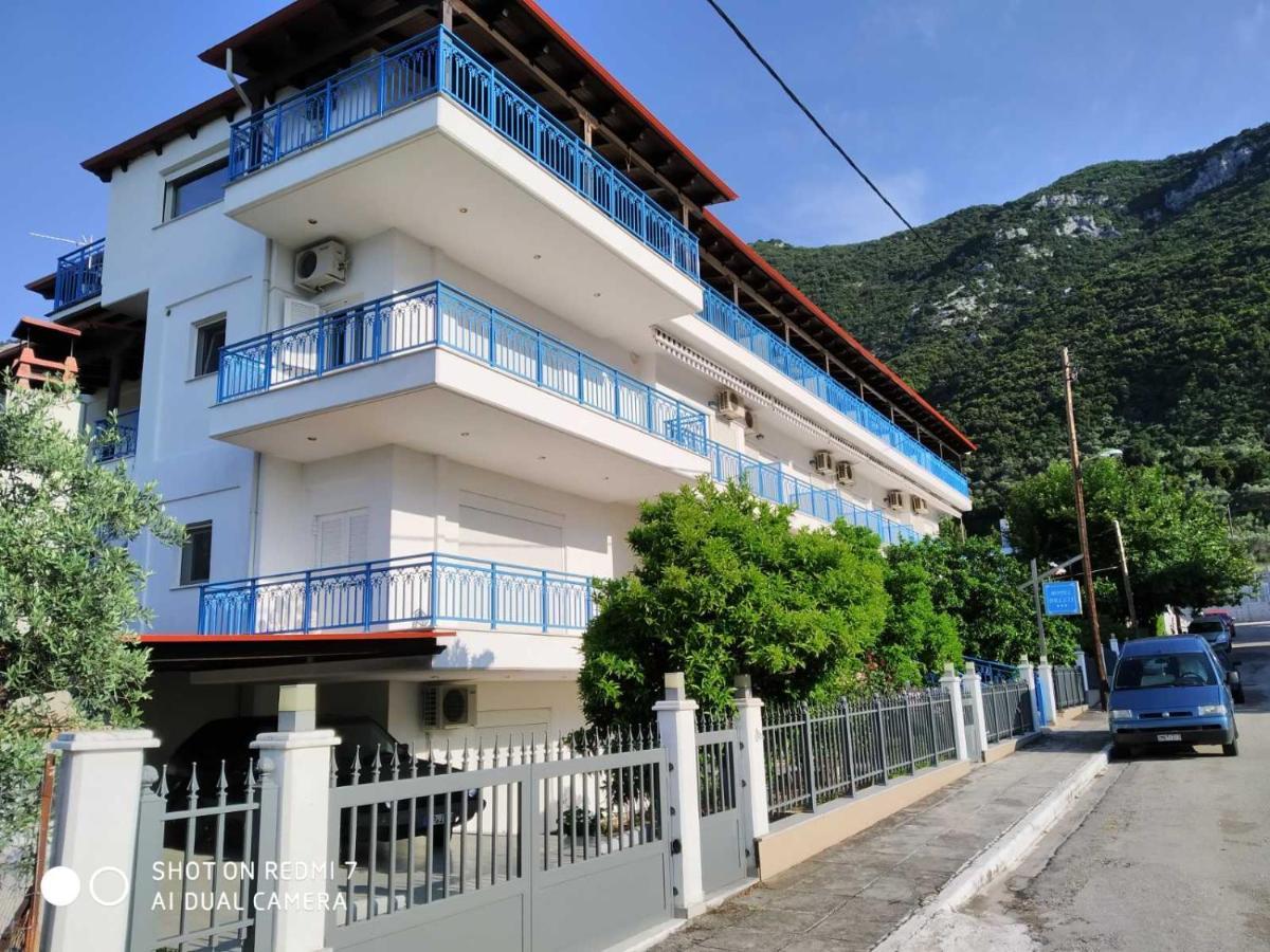 Hotel Dellis Kamena Vourla
